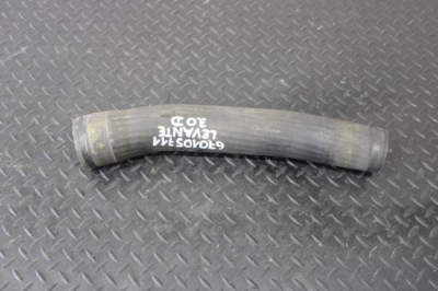 Пабтрубок  шланг интеркулер maserati levante m161 670105711 фото №1