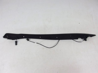 Молдинг кришки багажника ліва задня tesla x фото №1