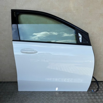 Дверь передние правое mercedes b-klasa w247 2019 rok фото №1