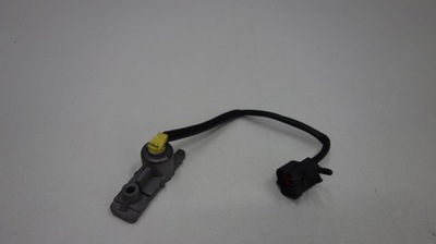 Volvo v40 ii патрон капот фото №1