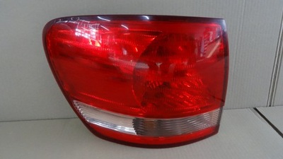 Toyota avensis verso t22 лампа левый задняя фото №1