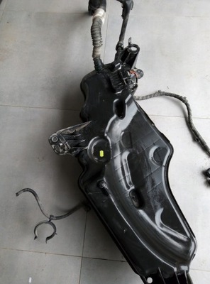 Бак adblue seat ateca фото №1