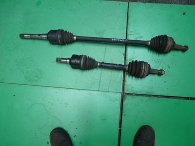 Приводной вал левый перед + правый перед chrysler voyager iv 2.4 16v фото №1