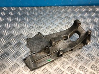 Mercedes w210 3,2 r6 бензин m104 кронштейн кронштейн генератора r1041550635 фото №1