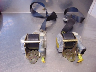 Toyota previa ii ремені безпеки лівий правий перед фото №1