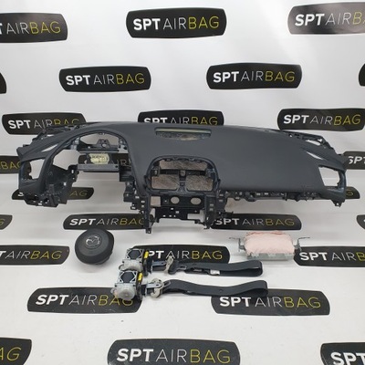 Mazda 3 панель приладів консоль подушки безпеки ремені подушка безпеки фото №1