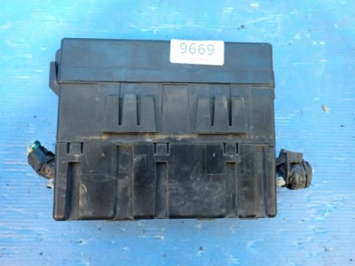 Коробка предохранителей nissan nv200 25826125 фото №1