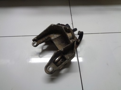 Renault master ii 2.5dci кронштейн двигателя 8200027178b фото №1