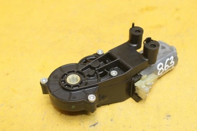 MOTOR ASIENTOS IZQUIERDO PARTE DELANTERA CLS W219 0390203210  