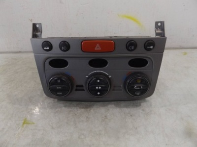 Alfa 147 панель обдув 1560513690 фото №1