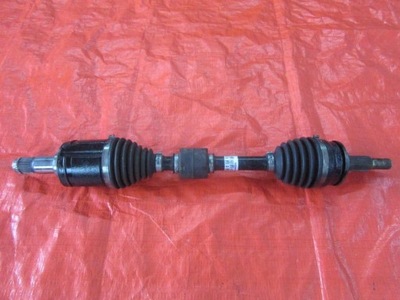 Toyota highlander iii 2.5i 2020 приводной вал левая перед фото №1