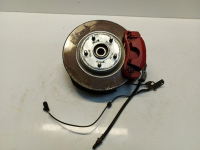 Toyota prius + поворотный кулак правый перед фото №1