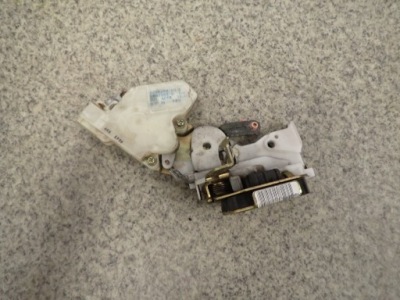 Nissan almera n16 00-06 замок дверь задний левый фото №1