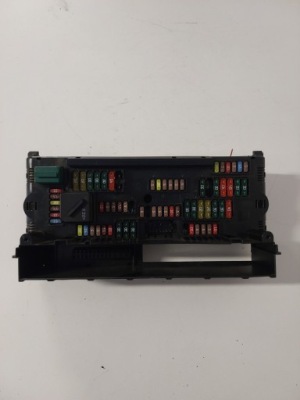 Коробка предохранителей bmw f10/f11 92581501 фото №1