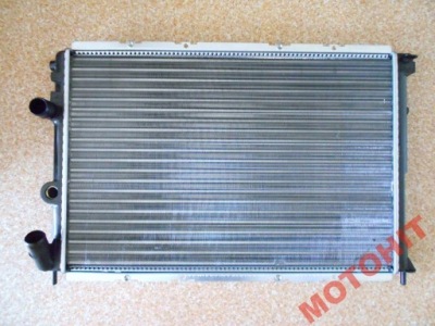 Радіатор води renault megane 1.4 1.6 2.0 96-98 фото №1