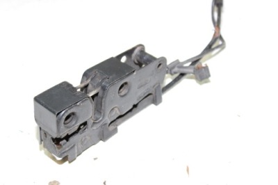 Audi a4 b8 a5 8t замок капот 8k0823509d фото №1