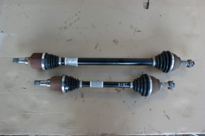 Citroen c3 iii приводной вал левая 9806459180 фото №1