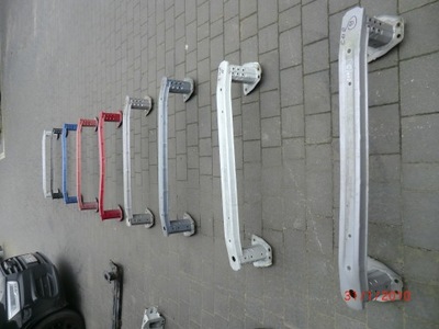 Toyota chr балка бампера передній фото №1