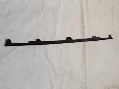 Прокладка кришки багажника права jeep compass ii 2017- 68322742 фото №1