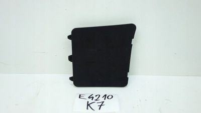 Заглушка кришки задня ліва mazda cx-3 2015-2022 d10e68967 фото №1