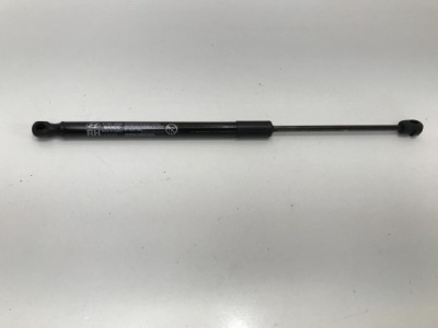 Hyundai kona ev привід капот кришки перед фото №1