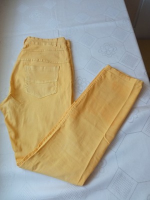 C.F.& P.I. włoskie spodnie jeans r M pas 80-88cm