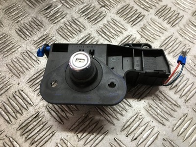 Corsa c ручка кришки задня 13168316 фото №1