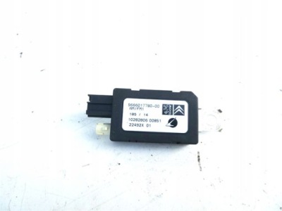 Усилитель антенный citroen ds4 9666017980-00 фото №1