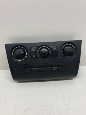 Панель обдув кондиционера bmw 9236778 фото №1