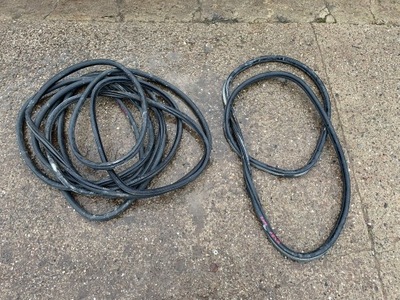 Прокладка двері задня peugeot 3008 ii фото №1