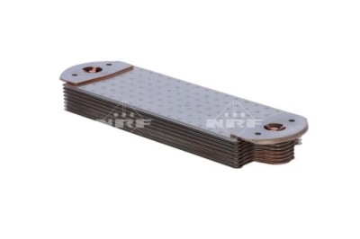 Nrf 31767 радиатор масла, масло двигательный фото №1