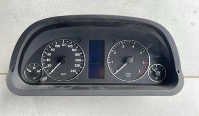 Mercedes a klasa w169 лічильник прилади фото №1