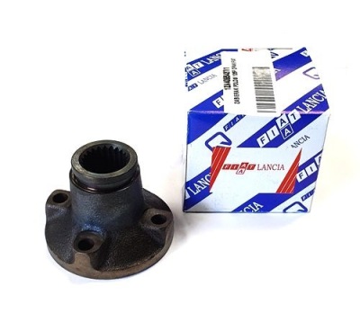 Fiat 126p - з'єднувач піввісь муфта чашка фото №1