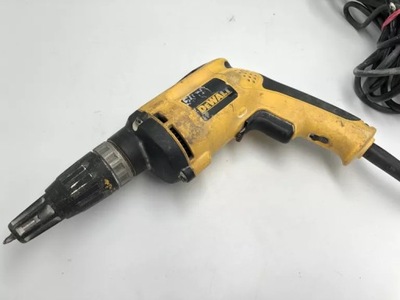 ELEKTRYCZNA WKRĘTARKA DO PŁYT G-K 540W DEWALT