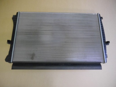 Audi vw радиатор воды 5q121251em фото №1