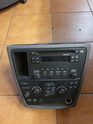 RADIO VOLVO V70 XC70 S60 HU-650  