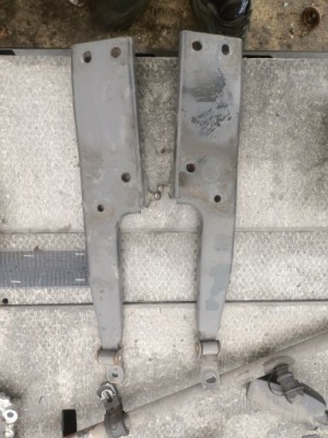 Петля правый петля кронштейн решётка капот volvo fh fh13 фото №1