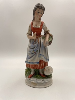 Figurka porcelanowa Dziewczyna z koszem i gęsią 22cm