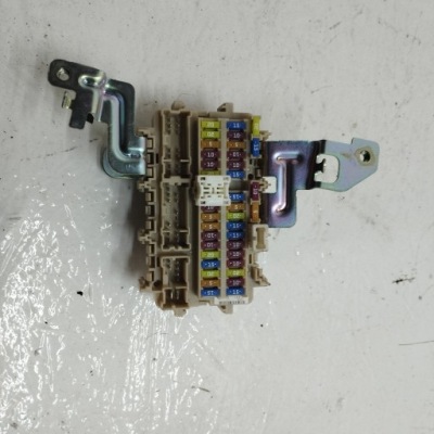 Nissan x-trail t32 коробка предохранителей фото №1