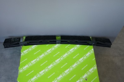 Направляющая бампера touareg lift кронштейн задний 2014+ фото №1