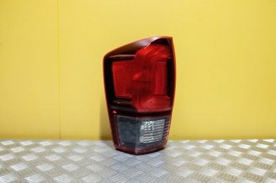 Toyota tacoma 2016- лампа задня ліва czarna usa фото №1