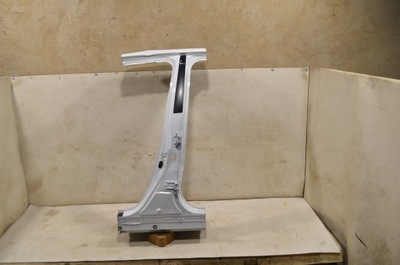 Toyota yaris cross блок двигуна лівий фото №1