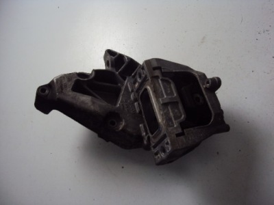 Audi оригинальный номер 1k0199262ab подшипниковый узел двигателя фото №1