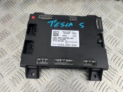 Tesla model s lift блок керування модуль комфорту 0747g02x фото №1