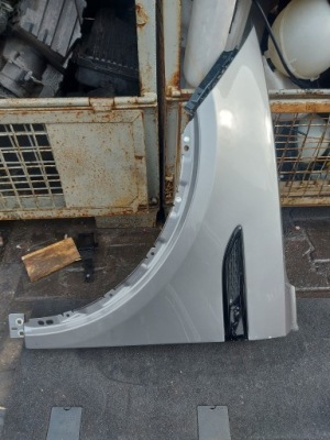 Jaguar e-pace lift крила лівий перед lra фото №1