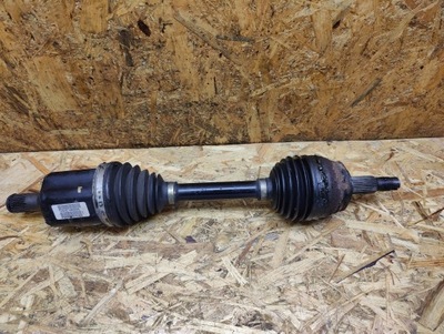 Привідний вал ліва jeep cherokee kl 3.2 4x4 p68238842aa фото №1