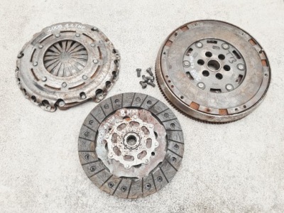 Peugeot 2008 1.2 thp двухмассовый маховик сцепление фото №1