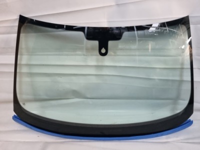 Audi a1 8x стекло лобовое оригинал фото №1