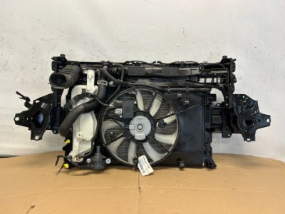 Комплект радиатор балка pas toyota yaris iv 1.5 hybrid фото №1