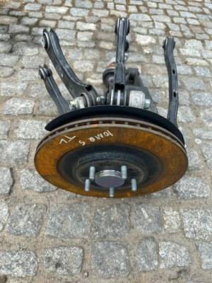 Поворотний кулак лівий задня комплектна hyundai ioniq 5 22r- фото №1